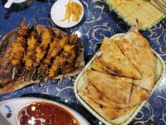-乡村馕坑肉·烧烤·新疆菜·本地人更爱吃(阿勒泰首店)