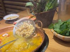 -洱火云南酸菜牛肉火锅(石景山当代商城店)