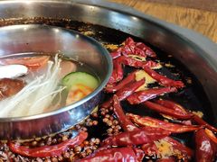 -周幺妹重庆老火锅(银泰城总店)