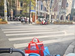 -漕溪路(地铁站)