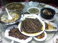 蒸螃蟹，泥鳅鱼，-宝发园名菜馆