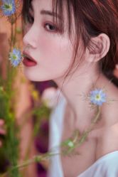 -onlygirl摄影美学馆高端定制(江滩店)