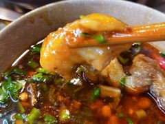 -肖肖酸萝卜鱼火锅(总店)