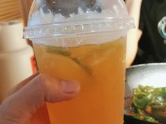 -江渔儿酸菜鱼(奥园广场金发购物中心店)