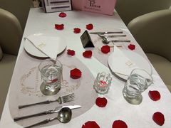 -晶雅花园西餐厅(南京首店)