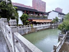 -吴越荣记苏州菜·松鼠桂鱼100%活鱼现做(斜塘老街店)