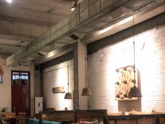 大堂-苹果树下艺术餐厅(宋庄店)