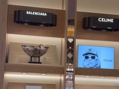 -茂昌眼镜(南京西路店)