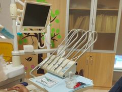 -上海仁爱医院口腔科 · 种植