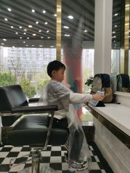 -YESIDO椰岛造型烫发染发专业店