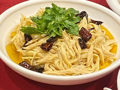 腐竹炝蘑菇-老吉士酒家(天平路店)