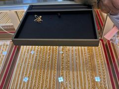 -恒一珠宝·回收黄金钻石奢侈品(灵岩南路店)