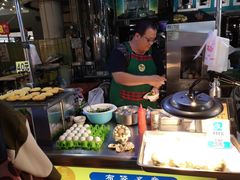 -六合夜市
