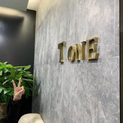-AYO SALON