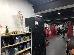 -坚果健身24小时工作室(定西路店)