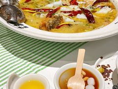-渔语鱼新川菜Bistro(万象天地店)