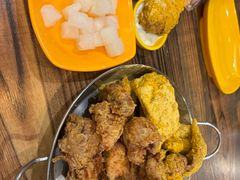 -BHC炸鸡(明洞总店)