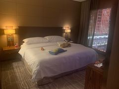 -昆明中心皇冠假日酒店