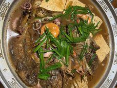 -东来菜馆•手抓海鲜家常菜•海鲜锅贴(鸽子窝店)