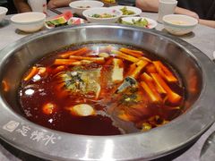 -忘情水鱼头·鲜鱼火锅(滨江中路店)