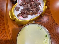 -乔家小院•本地小海鲜•非遗驴肉(万年泉路店)