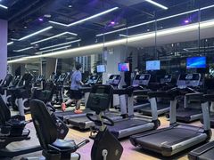 -威克健身游泳(万菱汇店)