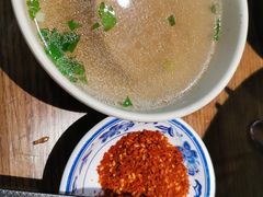 -肖四女乐山跷脚牛肉(世博源店)
