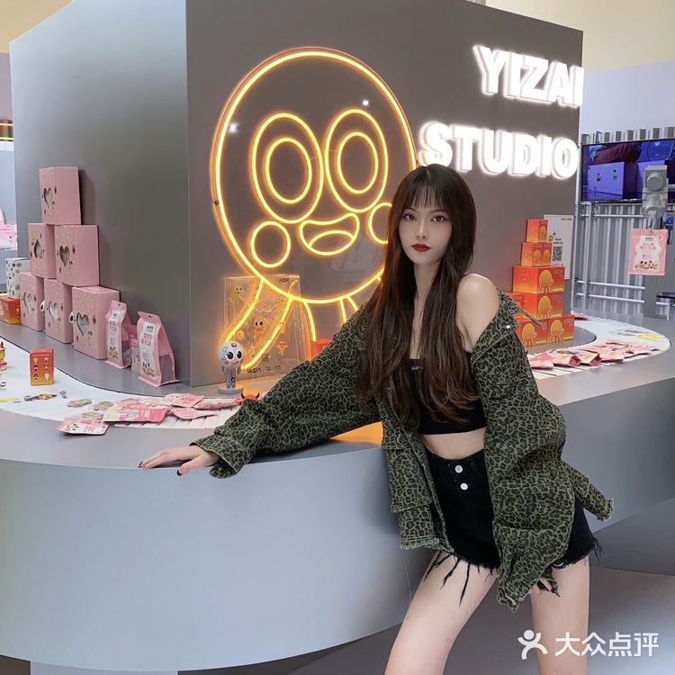 【看展】来伊份YIZAI也太可爱了吧🧡