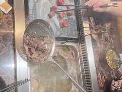 -牛里牛气· 榴莲海鲜鲜牛肉自助火锅·烤肉(横岗店)