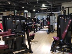 器械区-一兆韦德健身(张杨路店)