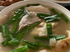 -金卯白肉罩火烧