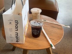 -星巴克臻选(杭州嘉里中心1F店)