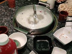 -一席地·本地鸡窝·杭帮鸡火锅(萧山银隆百货店)
