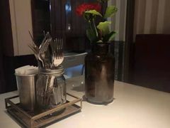 -阿妮叶李(光谷世界城店)