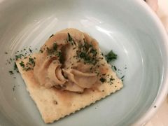 -君来湖滨饭店·玫瑰园