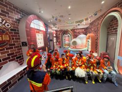 -奈尔宝家庭中心·亲子餐厅(华采天地店)