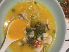 -港丽餐厅(来福士店)