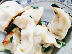-无名氏宵夜小摊(祝家三姐妹馄饨店)