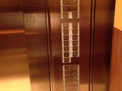 -深圳星河丽思卡尔顿酒店