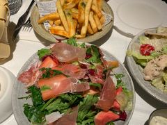 -LESCEDARS Brasserie Bistro香柏树