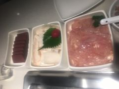 -海底捞火锅鲜切牛肉主题店(长寿路店)