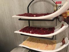 -左庭右院鲜牛肉火锅(浦江欢乐颂店)