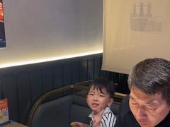 -街角等你.大连海鲜烧烤(西安路店)