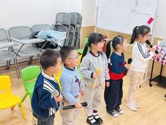 -蓝话筒·少儿成人演讲口才·主持朗诵·戏剧表演(大华第一坊店)