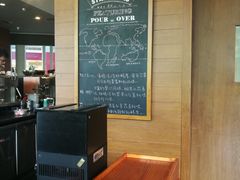 -星巴克臻选(深圳龙华红山天虹店)