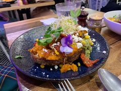 -FLOVIE FLORIST CAFE