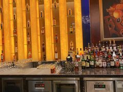 -龙虾酒吧扒房(宁波香格里拉店)