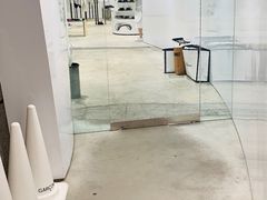 -川久保玲(大阪店)