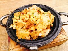 石锅海胆豆腐-品海楼·大连海胆锅贴馆(东港店)