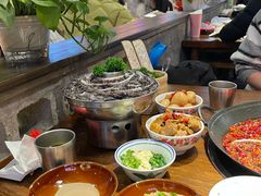 -萍姐火锅·公路夜市(武汉首店)